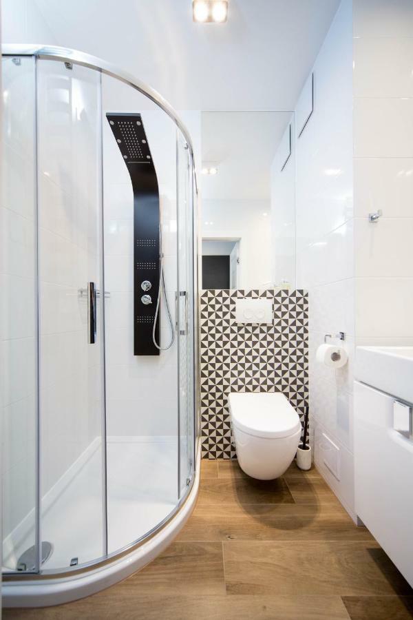 Nowoczesne Apartamenty W Centrum Krakowa Exteriör bild